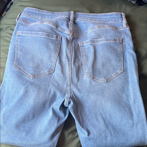 Old Navy Light Blue Straight Leg Jeans - Picture 4 of 4